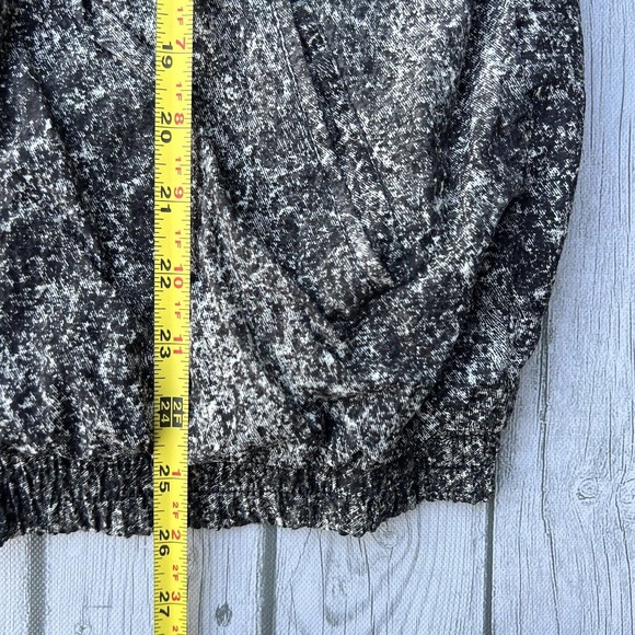 Vintage 90s Asics Running Design Print L/XL Zip Up Nylon Jacket Jogger - Picture 5 of 8